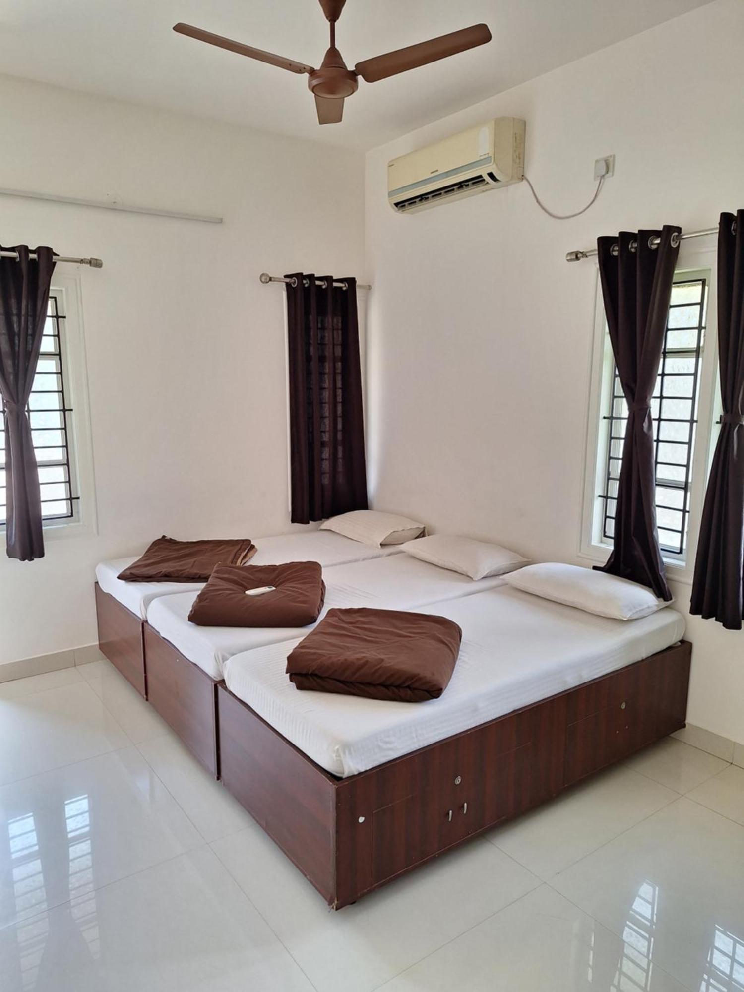 Suvarna Grande Homes Mangalore Oda fotoğraf